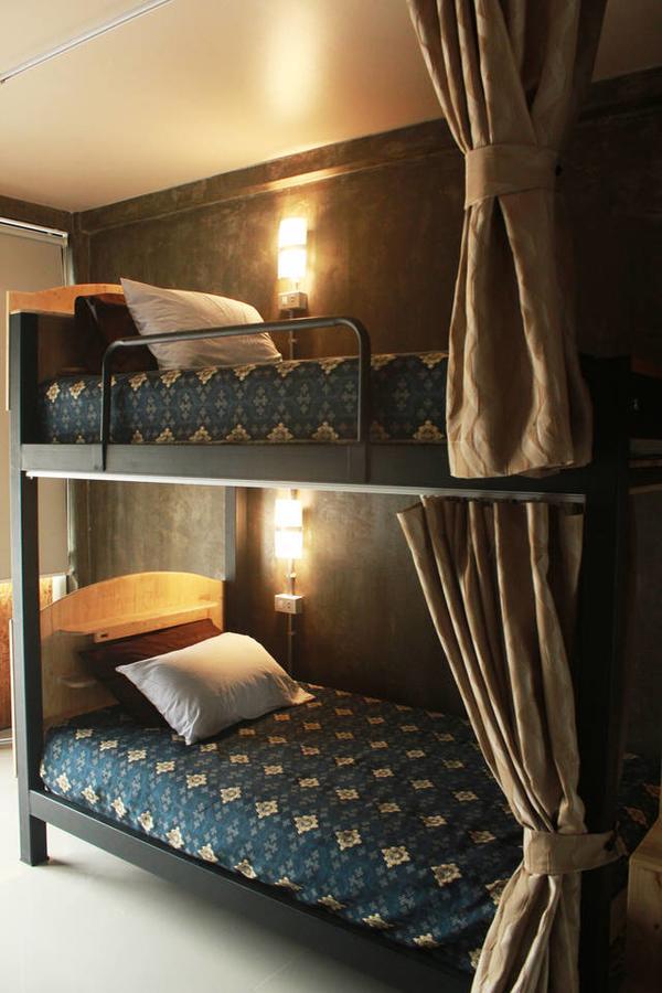 Hotel Club76 Bunk bed. Chiang Mai Exterior foto
